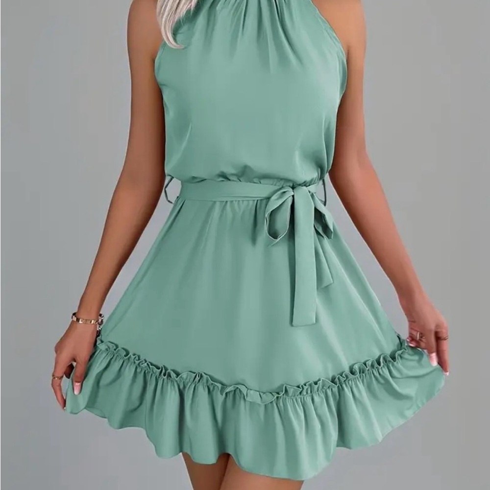 NWOT Sleeveless Tie-Waist Ruffle Hem Dress - Mint Green Size M